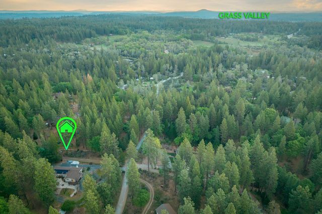 13506 Squirrel Creek Rd, Grass Valley, CA 95945