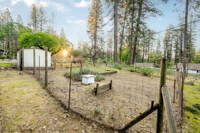13506 Squirrel Creek Rd, Grass Valley, CA 95945