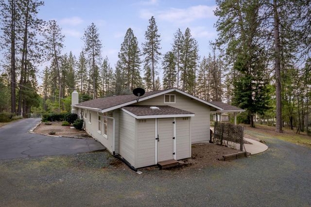 13506 Squirrel Creek Rd, Grass Valley, CA 95945