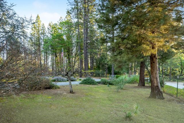 13506 Squirrel Creek Rd, Grass Valley, CA 95945