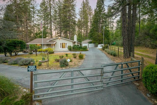 13506 Squirrel Creek Rd, Grass Valley, CA 95945