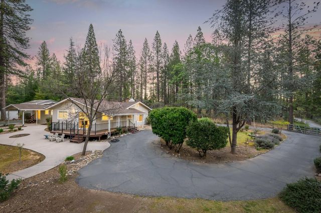 13506 Squirrel Creek Rd, Grass Valley, CA 95945