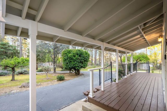 13506 Squirrel Creek Rd, Grass Valley, CA 95945