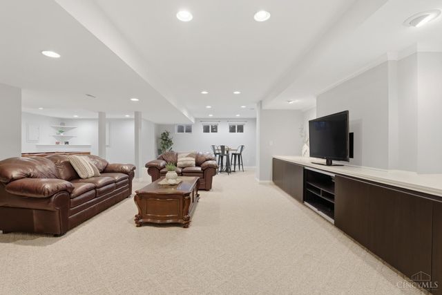 6355 Blackheath Circle, Mason, OH 45040