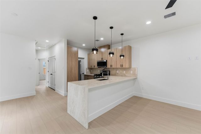 4314 Stassen Street, Houston, TX 77051