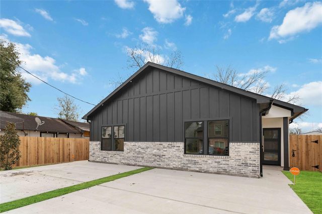 4314 Stassen Street, Houston, TX 77051