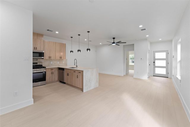 4314 Stassen Street, Houston, TX 77051