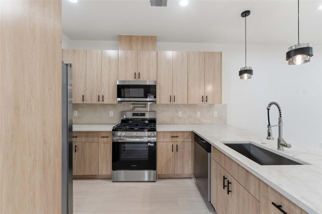 4314 Stassen Street, Houston, TX 77051