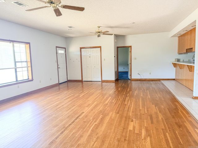 103 Twin Oaks Drive, Arkadelphia, AR 71923