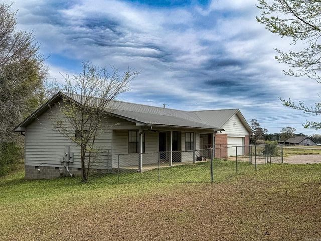 103 Twin Oaks Drive, Arkadelphia, AR 71923