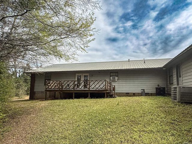 103 Twin Oaks Drive, Arkadelphia, AR 71923