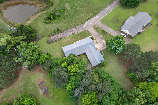 103 Twin Oaks Drive, Arkadelphia, AR 71923