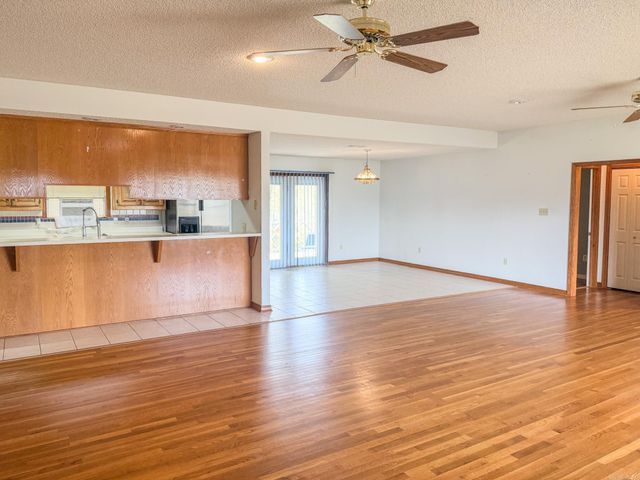 103 Twin Oaks Drive, Arkadelphia, AR 71923