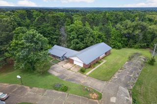 103 Twin Oaks Drive, Arkadelphia, AR 71923