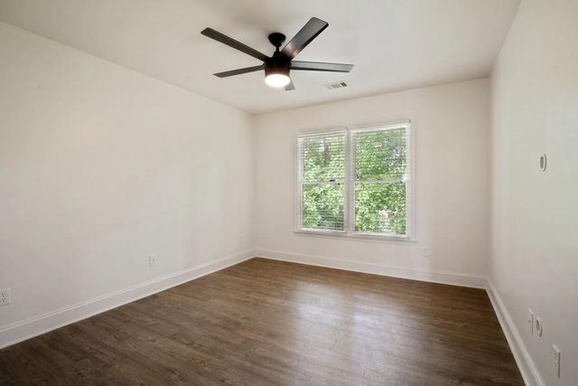 807 Middlebrooke Bend, Canton, GA 30115