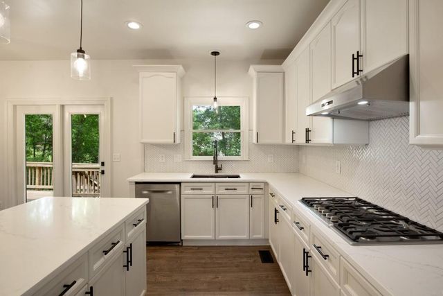 807 Middlebrooke Bend, Canton, GA 30115