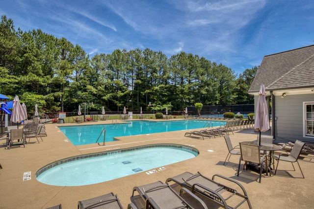 807 Middlebrooke Bend, Canton, GA 30115