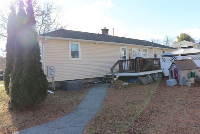 2 Genetti Circle 2, Bedford, MA 01730