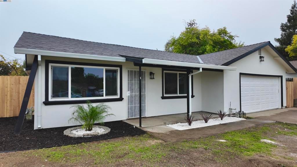 5000 Springfield Way, Sacramento, CA 95841