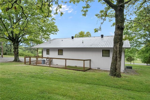 14544 Goshen Tuttle Road, Elkins, AR 72727
