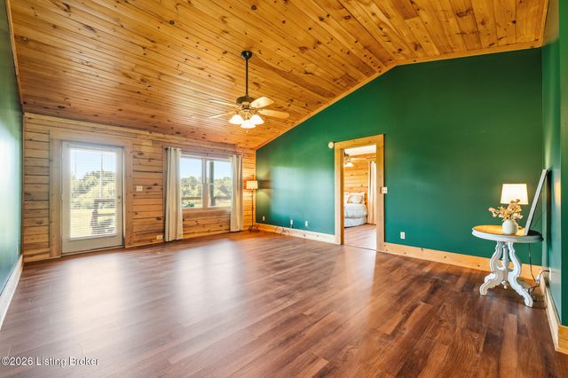 130 Marbrook Ln, Finchville, KY 40022