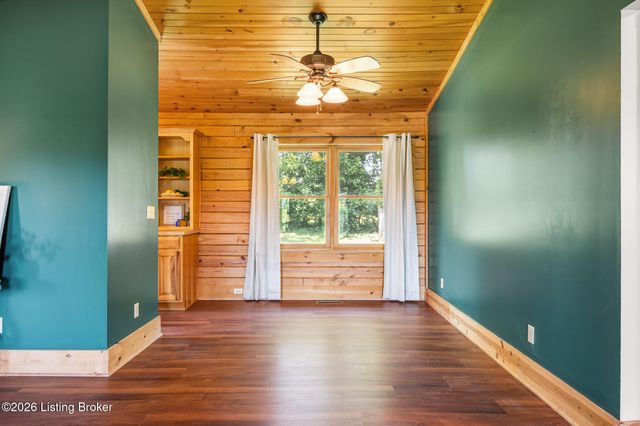 130 Marbrook Ln, Finchville, KY 40022