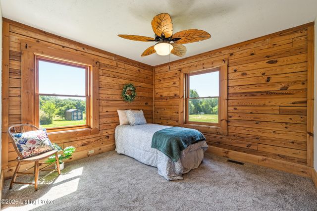 130 Marbrook Ln, Finchville, KY 40022