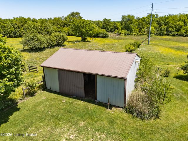 130 Marbrook Ln, Finchville, KY 40022