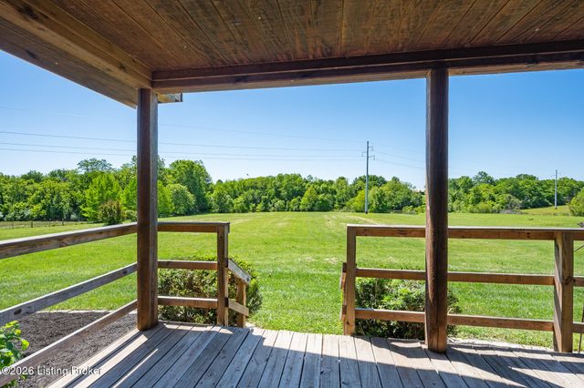 130 Marbrook Ln, Finchville, KY 40022