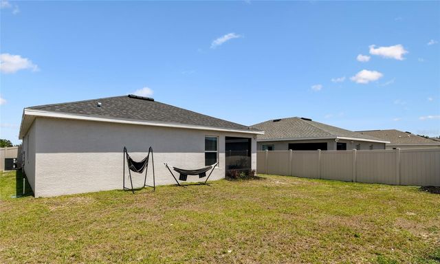 105 BLUE ALICE SPRING COURT, Ruskin, FL 33570