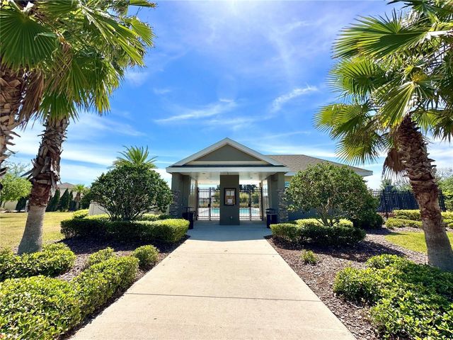 105 BLUE ALICE SPRING COURT, Ruskin, FL 33570