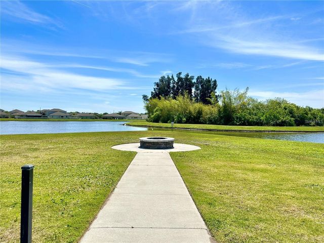 105 BLUE ALICE SPRING COURT, Ruskin, FL 33570