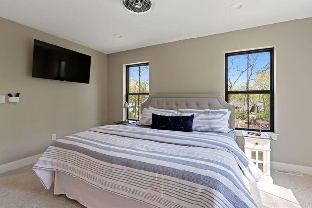 787 Odsila WAY, Fontana, WI 53125