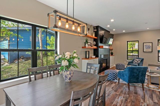 787 Odsila WAY, Fontana, WI 53125