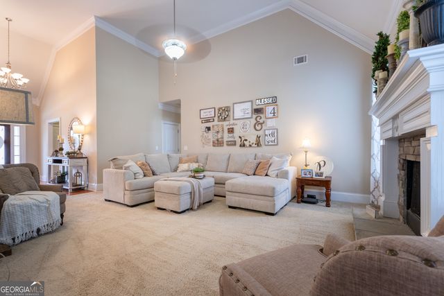 112 Caraway Road, Locust Grove, GA 30248