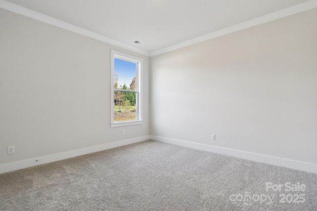 250 E Warfield Drive, Mooresville, NC 28115