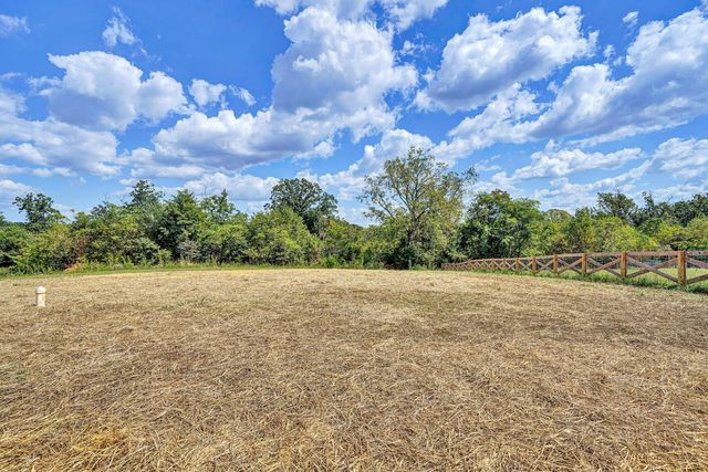 2236 Lipscomb RD, Moneta, VA 24121