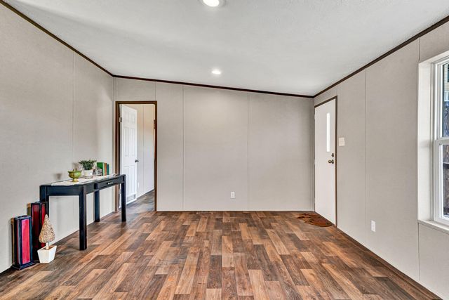 2236 Lipscomb RD, Moneta, VA 24121
