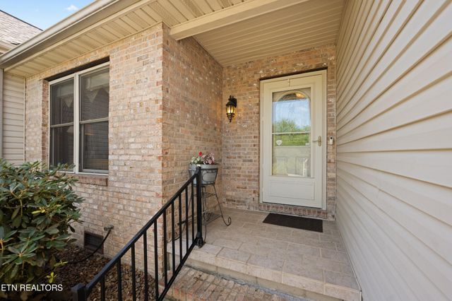 556 Woodgate Drive, Crossville, TN 38571