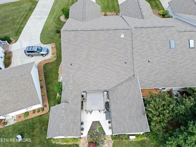 556 Woodgate Drive, Crossville, TN 38571