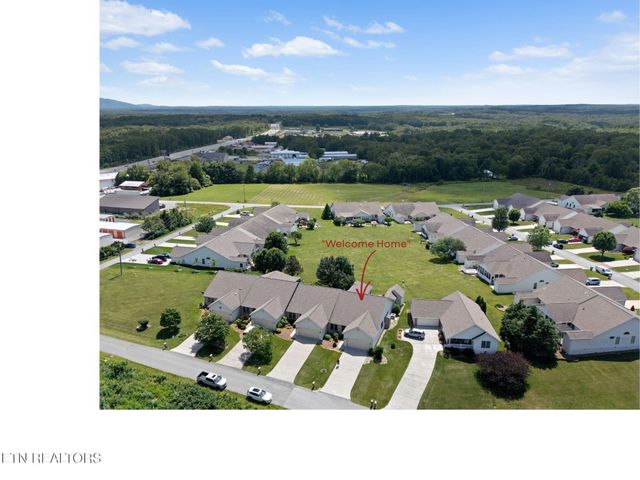556 Woodgate Drive, Crossville, TN 38571