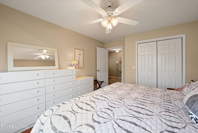 556 Woodgate Drive, Crossville, TN 38571