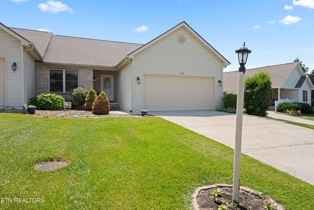 556 Woodgate Drive, Crossville, TN 38571