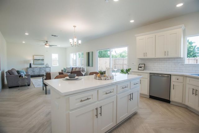 9117 Turnbull Ct, Elk Grove, CA 95758