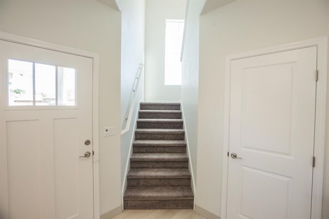 9117 Turnbull Ct, Elk Grove, CA 95758