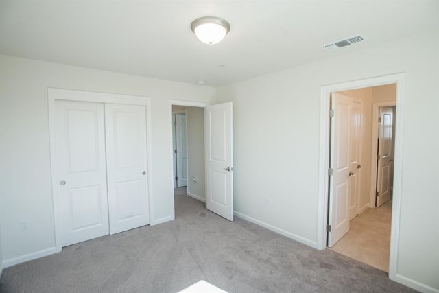 9117 Turnbull Ct, Elk Grove, CA 95758