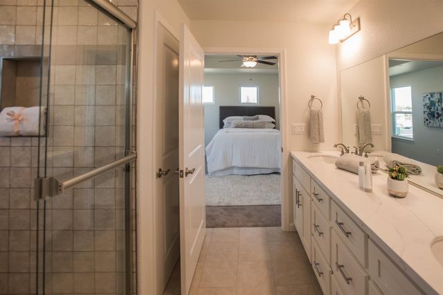 9117 Turnbull Ct, Elk Grove, CA 95758