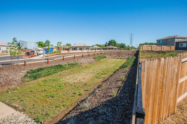 9117 Turnbull Ct, Elk Grove, CA 95758