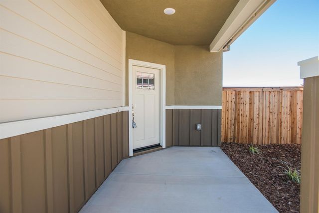 9117 Turnbull Ct, Elk Grove, CA 95758