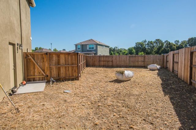 9117 Turnbull Ct, Elk Grove, CA 95758